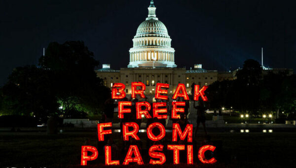 Break Free from Plastics Lights Up in Washington D.C.
